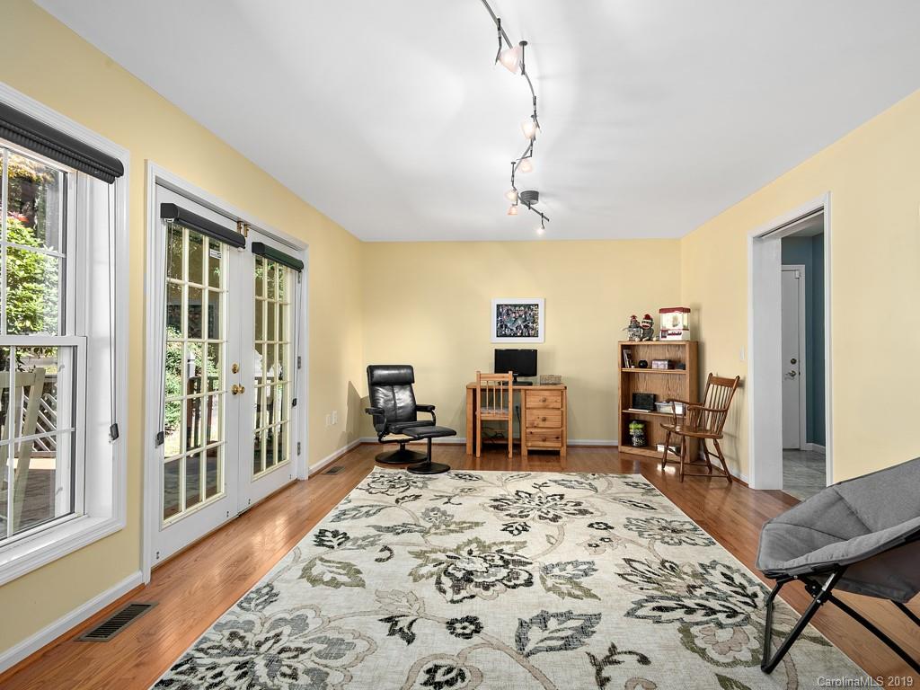 70 Cedarwood Drive Asheville NC 28803