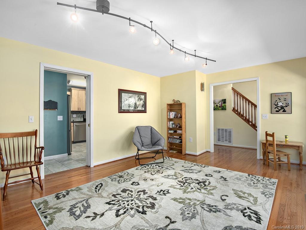 70 Cedarwood Drive Asheville NC 28803
