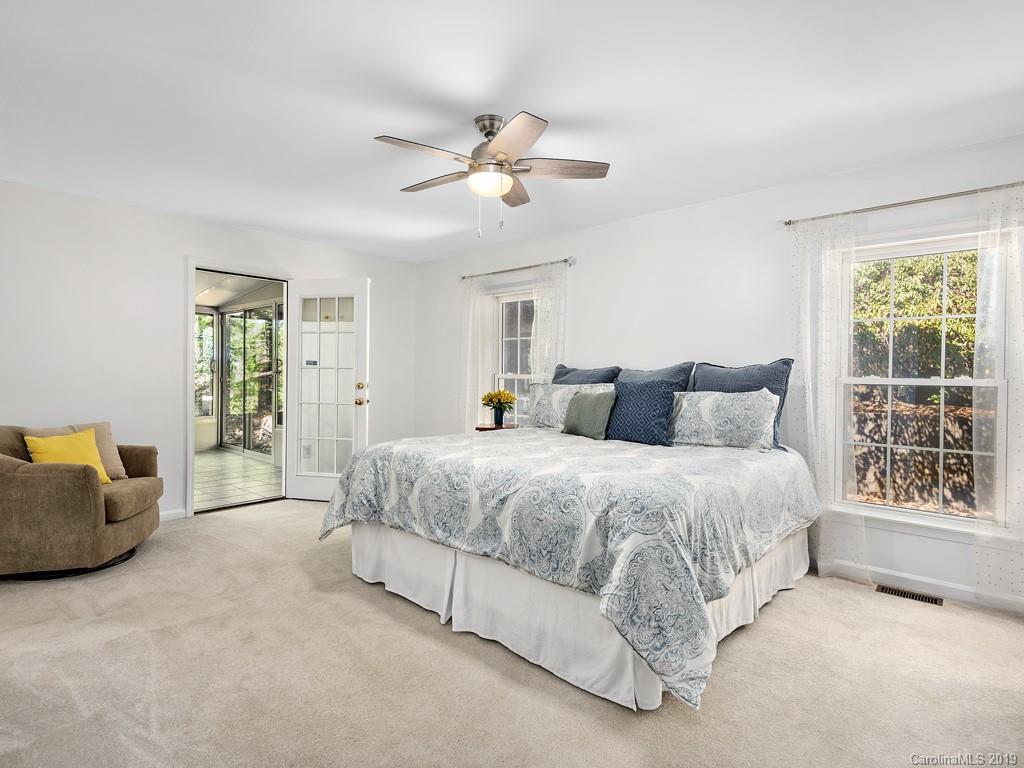 70 Cedarwood Drive Asheville NC 28803