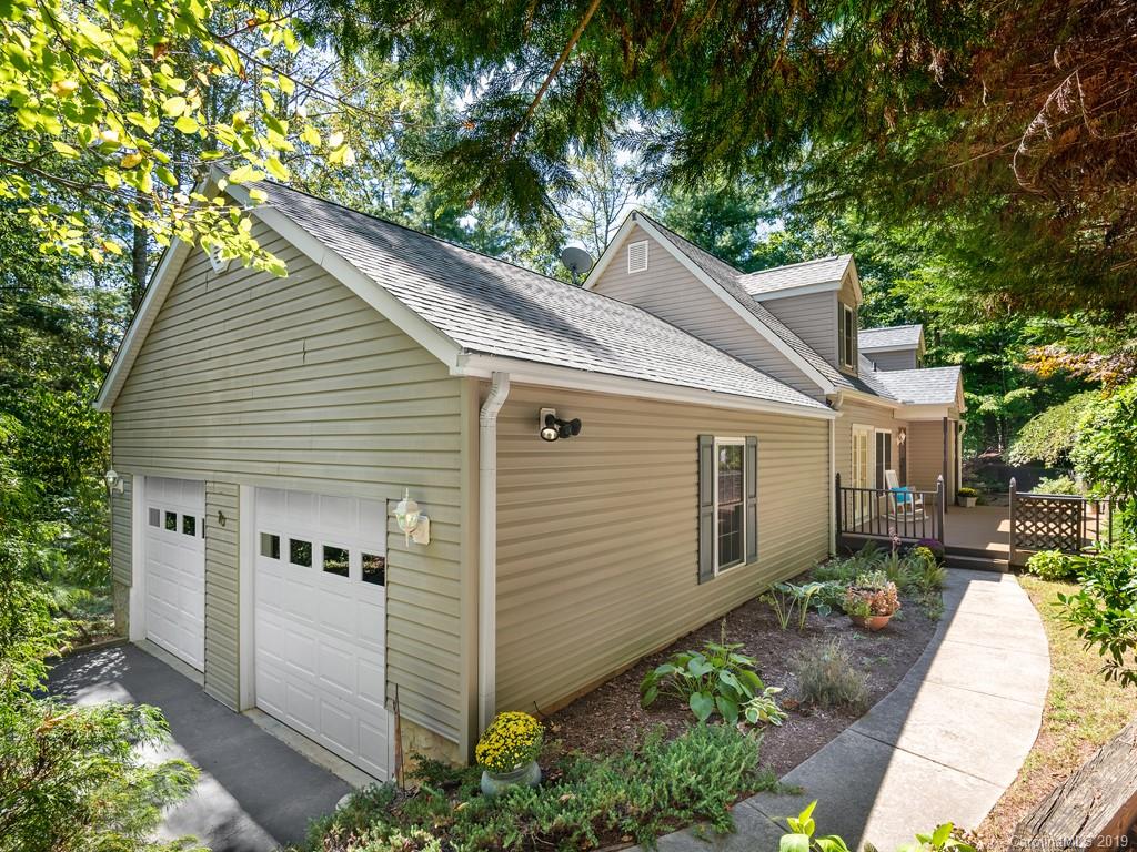 70 Cedarwood Drive Asheville NC 28803