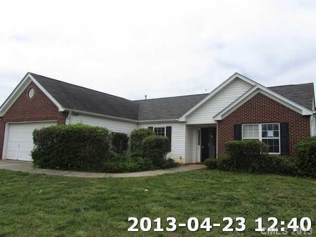 9827 Avensong Crossing Drive Charlotte NC 28215