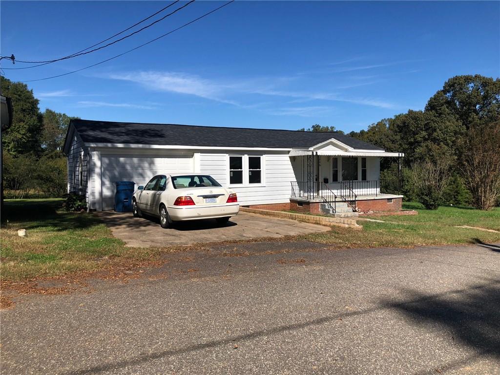 2806 12th Avenue Sw Hickory NC 28602