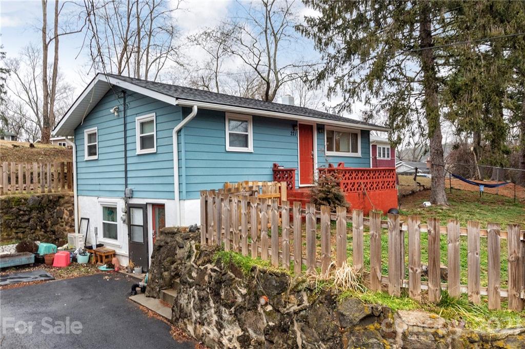 221 Dorchester Avenue Asheville NC 28806