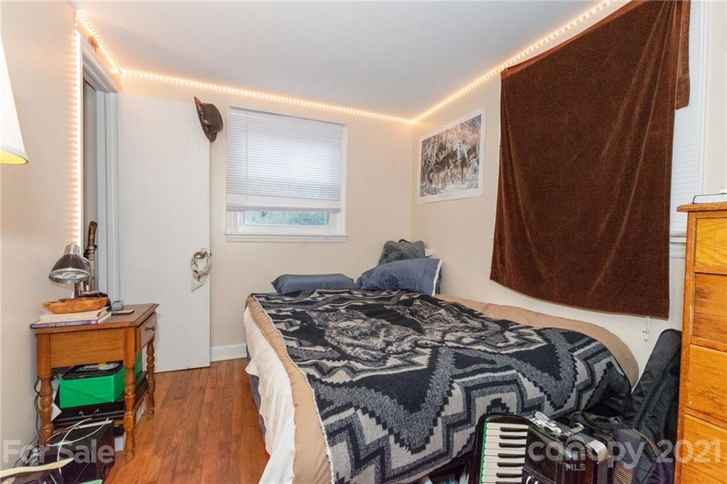 221 Dorchester Avenue Asheville NC 28806