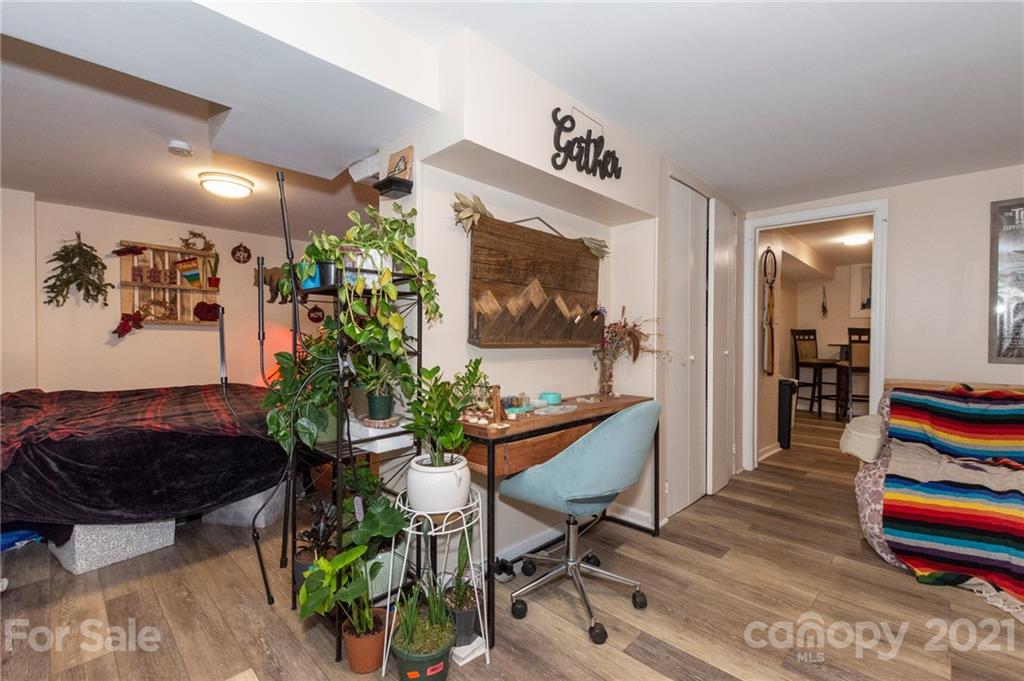 221 Dorchester Avenue Asheville NC 28806
