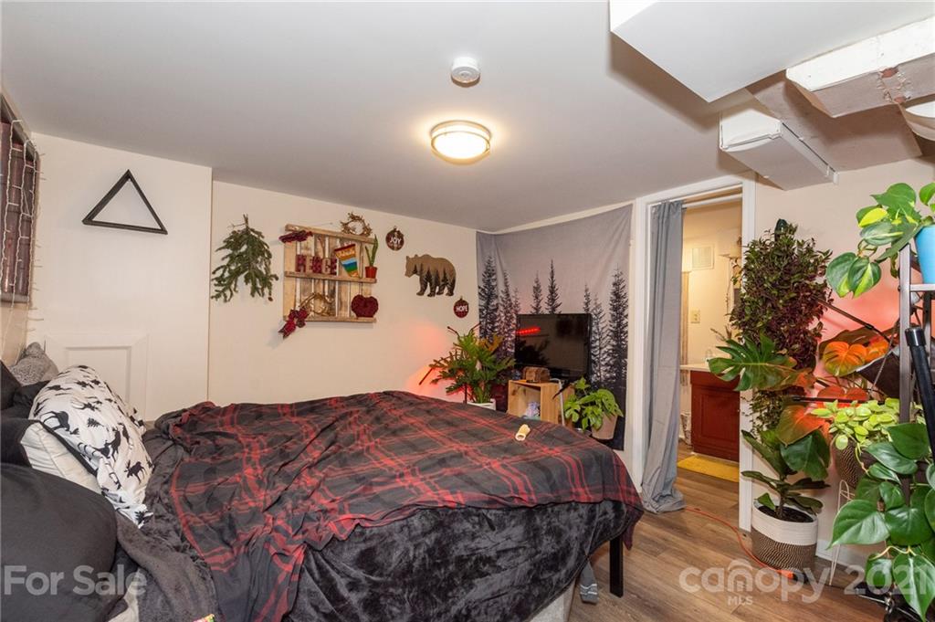 221 Dorchester Avenue Asheville NC 28806