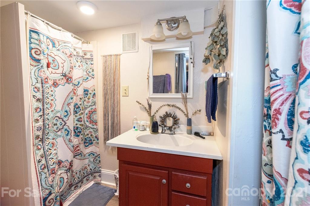 221 Dorchester Avenue Asheville NC 28806