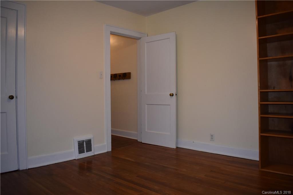 63 Carrier Street Asheville NC 28806