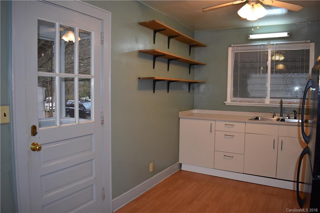63 Carrier Street Asheville NC 28806