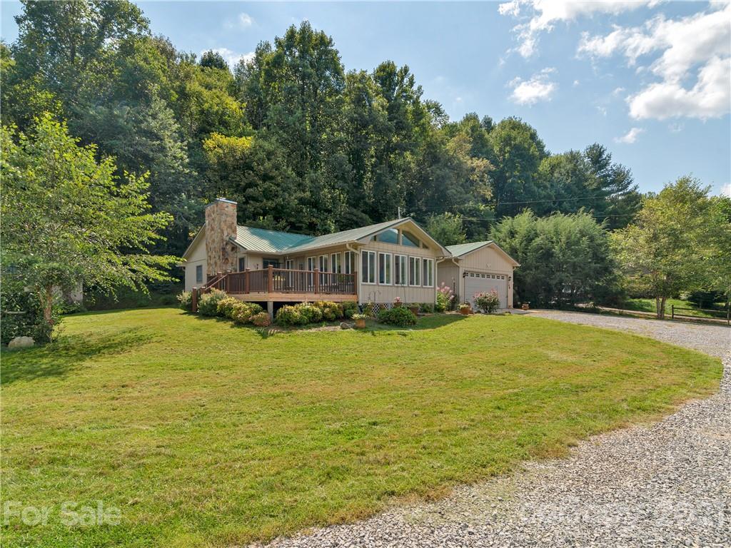 109 Mount Valley Road Waynesville NC 28785