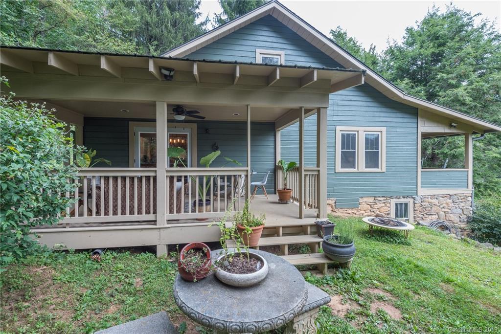 301 Woodland Drive Swannanoa NC 28778