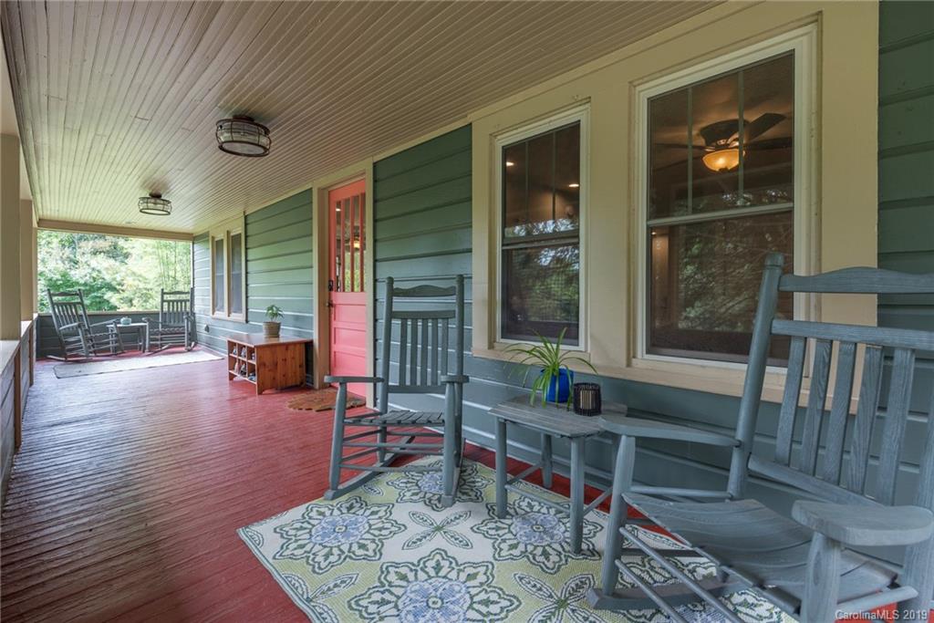 301 Woodland Drive Swannanoa NC 28778