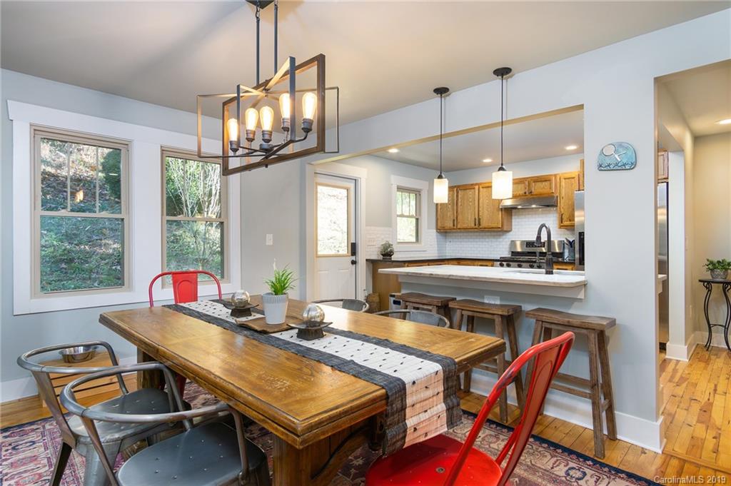 301 Woodland Drive Swannanoa NC 28778