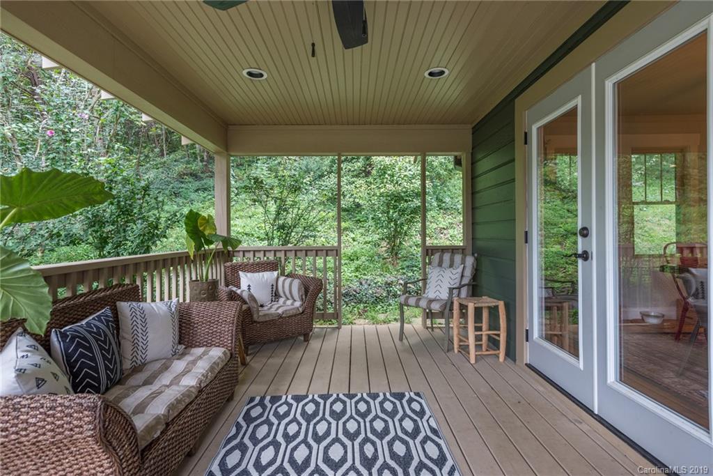 301 Woodland Drive Swannanoa NC 28778