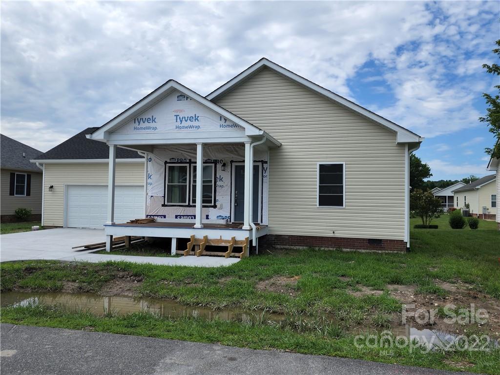 385 Beechnut Drive Hendersonville NC 28739
