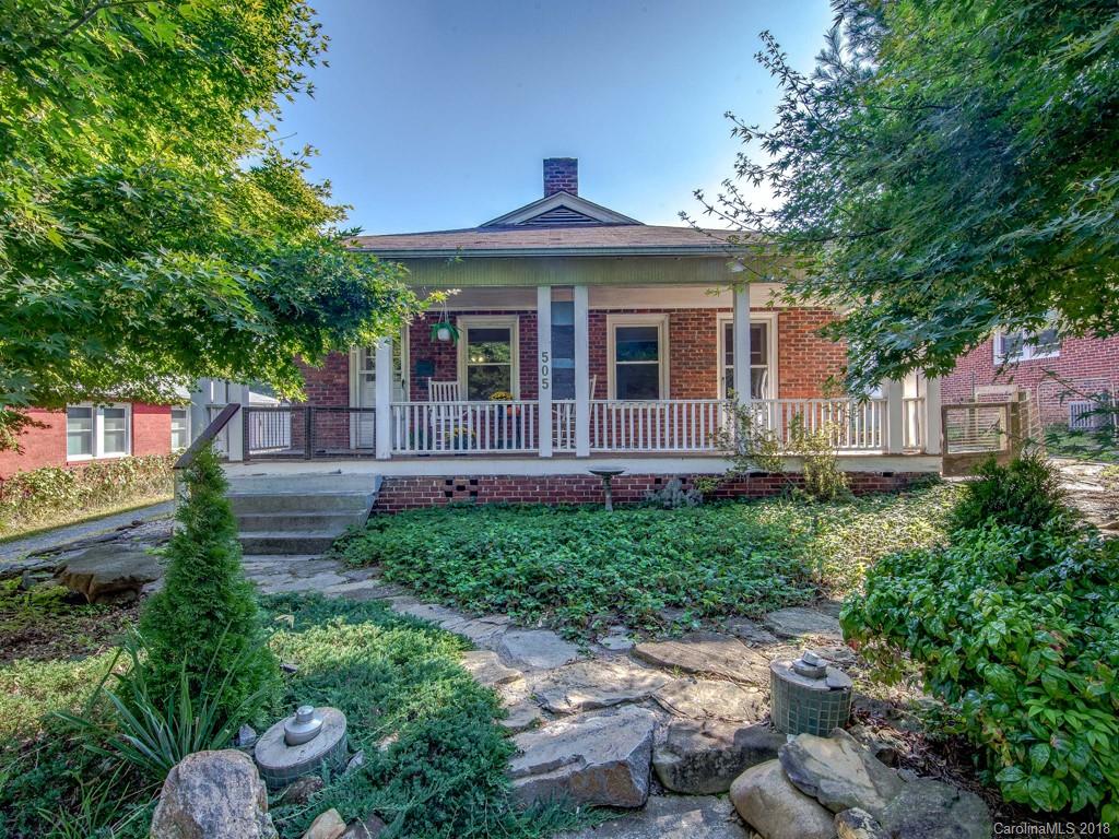 505 Dennis Street Swannanoa NC 28778