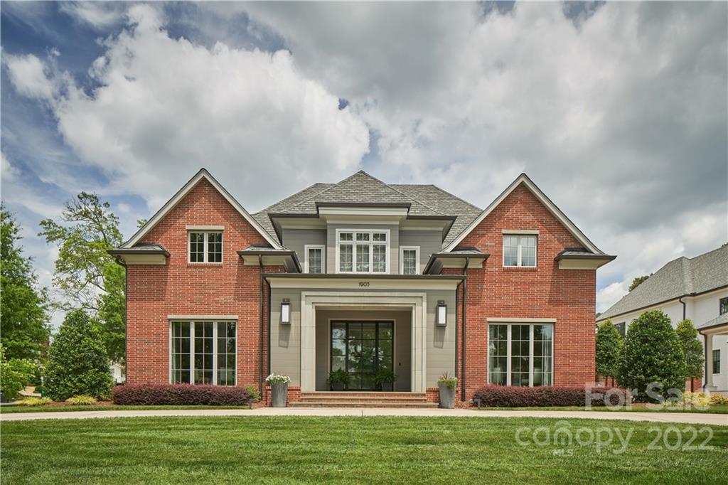 1903 Queens Road W Charlotte NC 28207