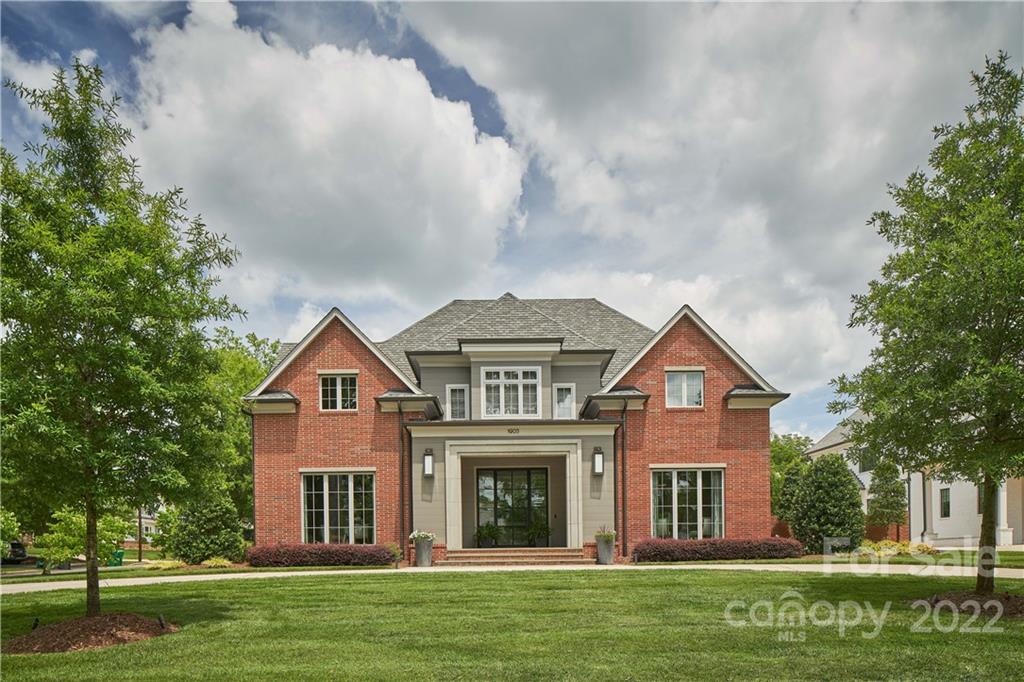 1903 Queens Road W Charlotte NC 28207