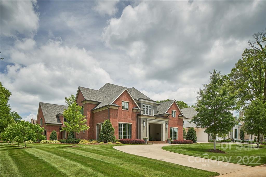 1903 Queens Road W Charlotte NC 28207