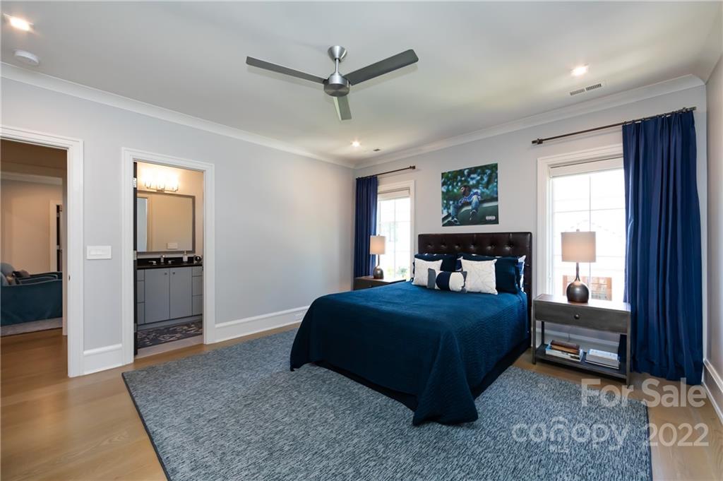 1903 Queens Road W Charlotte NC 28207