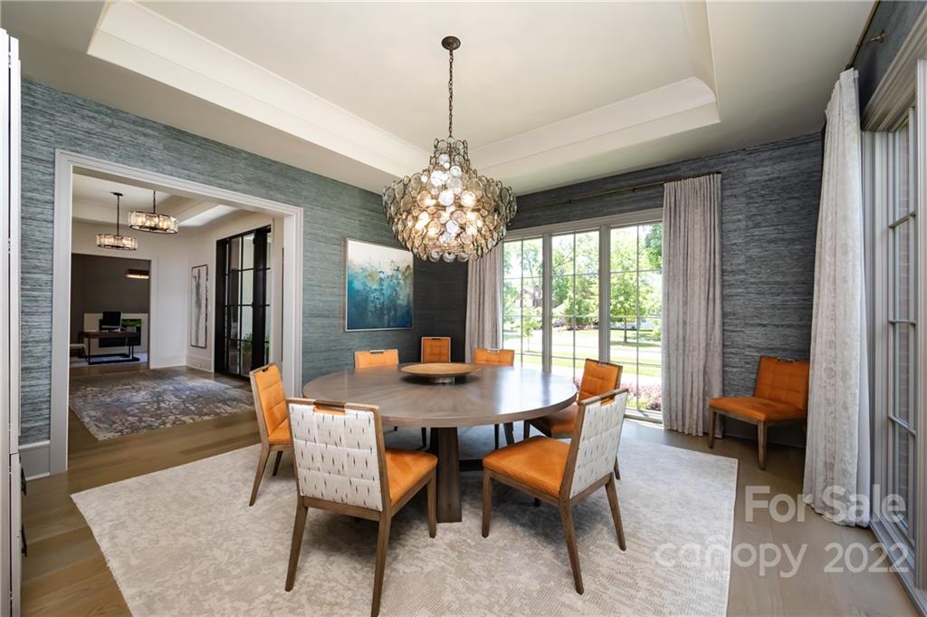 1903 Queens Road W Charlotte NC 28207