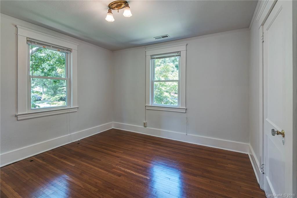 167 Brucemont Circle Asheville NC 28806