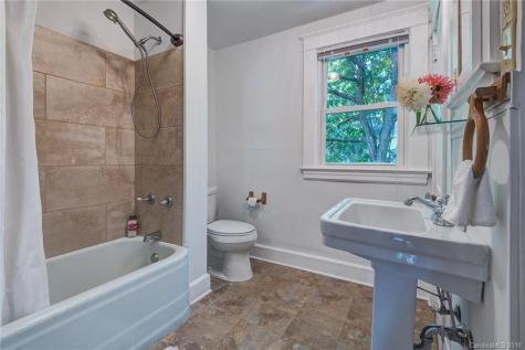167 Brucemont Circle Asheville NC 28806