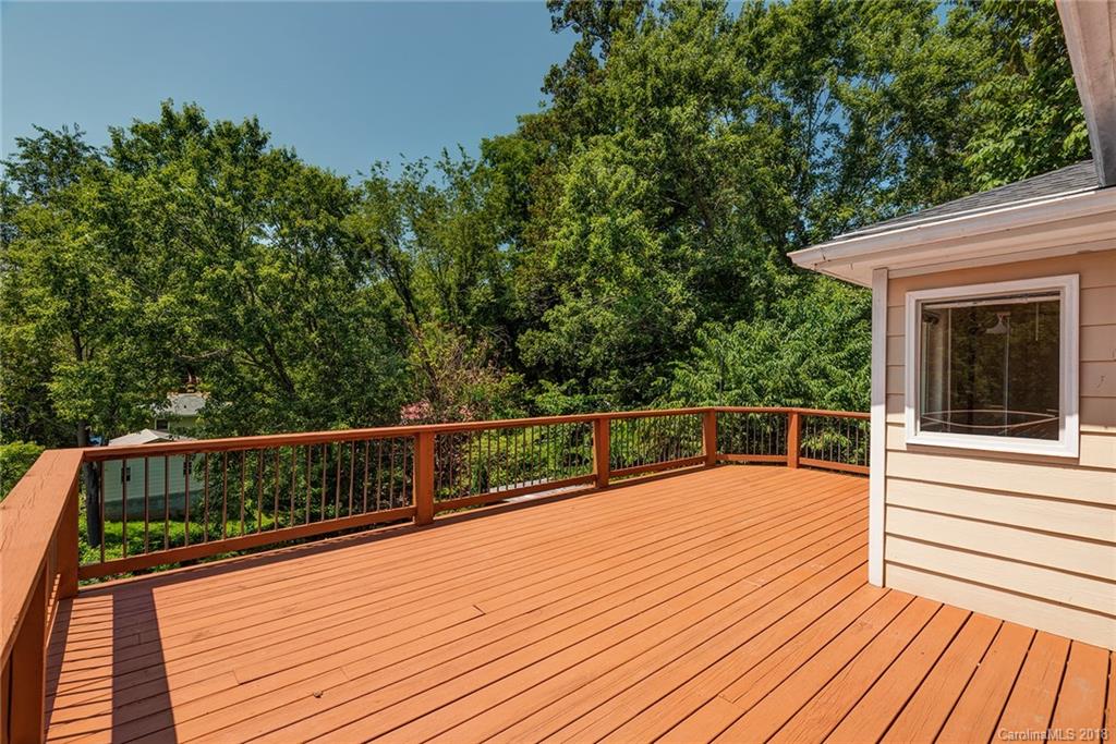 167 Brucemont Circle Asheville NC 28806