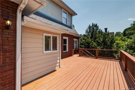 167 Brucemont Circle Asheville NC 28806