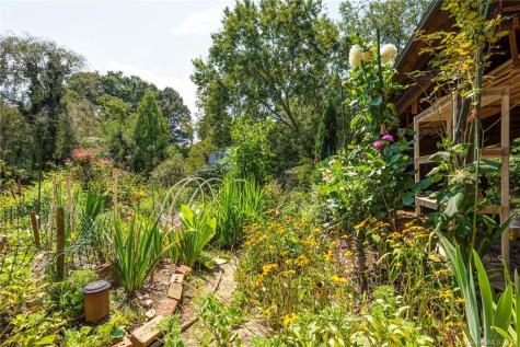 167 Brucemont Circle Asheville NC 28806