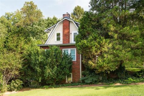 167 Brucemont Circle Asheville NC 28806