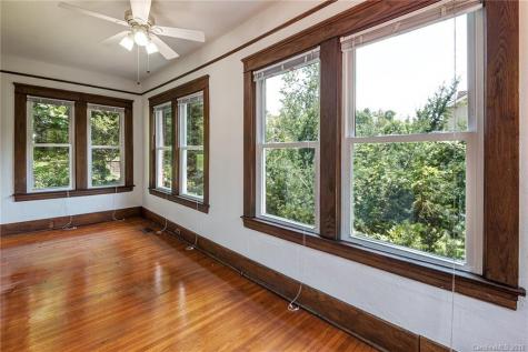 167 Brucemont Circle Asheville NC 28806