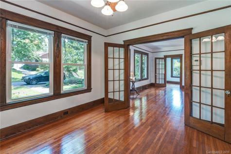 167 Brucemont Circle Asheville NC 28806