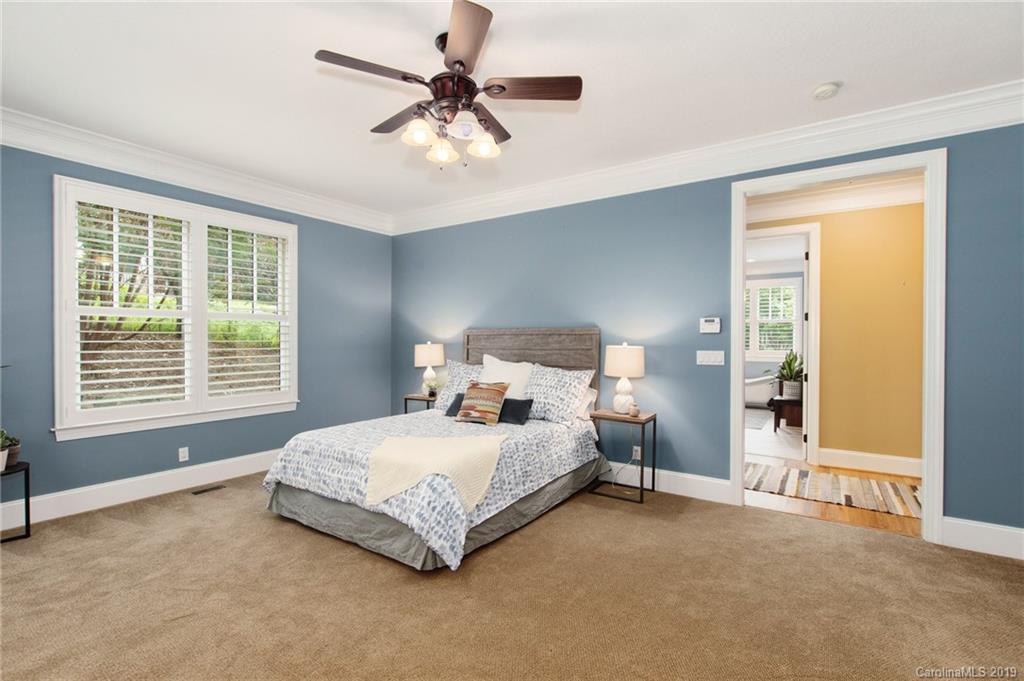 8 Applewood Drive Asheville NC 28805