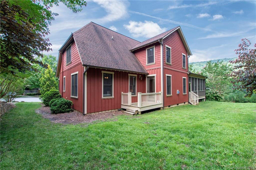 8 Applewood Drive Asheville NC 28805