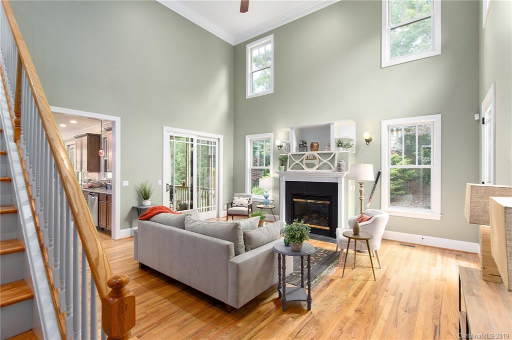 8 Applewood Drive Asheville NC 28805