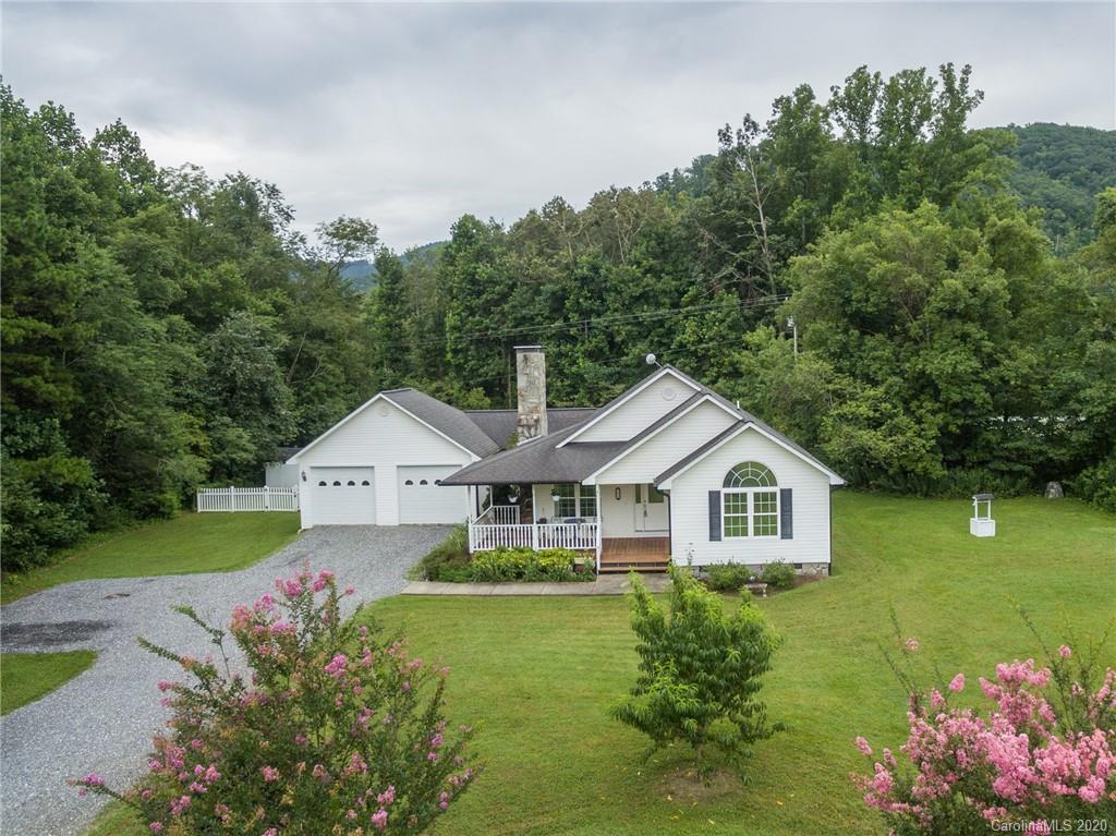 71 Crooked Creek Estate Old Fort NC 28762