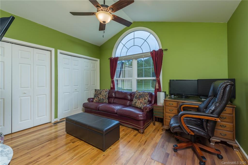 71 Crooked Creek Estate Old Fort NC 28762