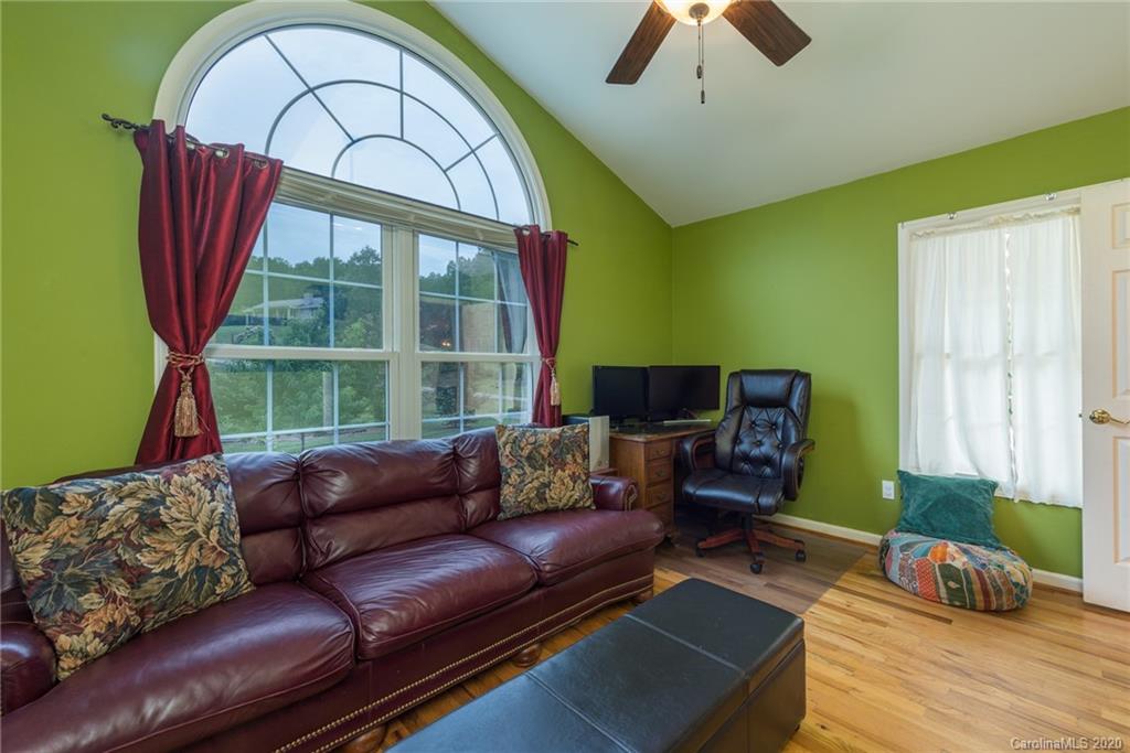 71 Crooked Creek Estate Old Fort NC 28762