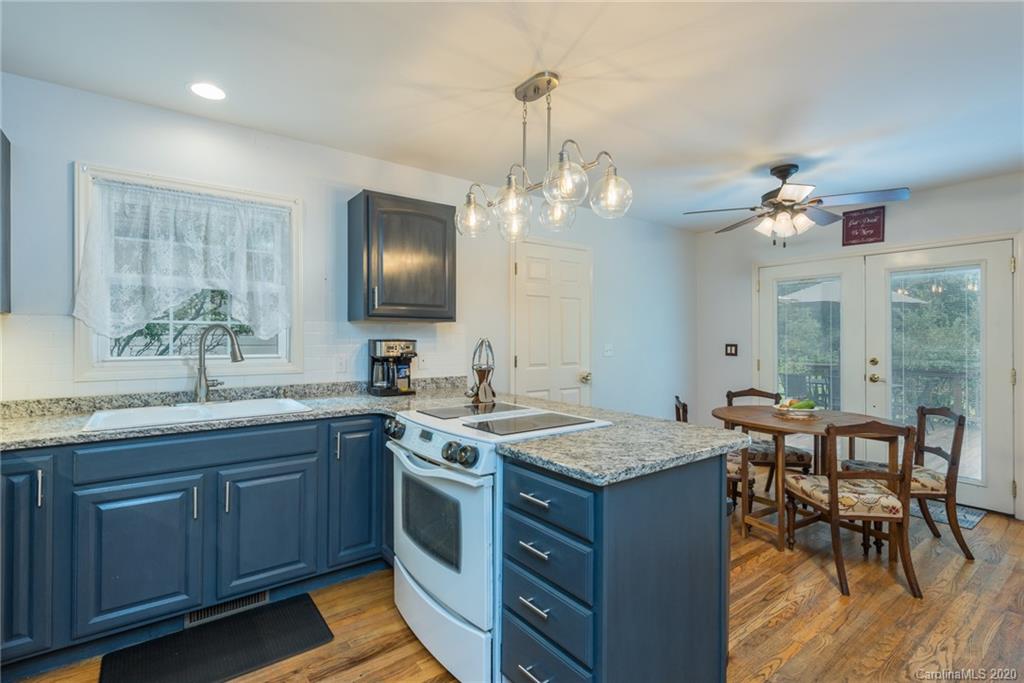 71 Crooked Creek Estate Old Fort NC 28762