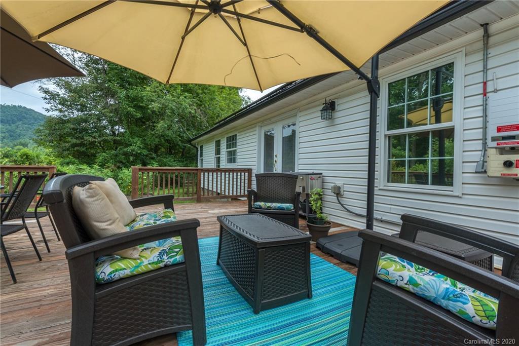 71 Crooked Creek Estate Old Fort NC 28762