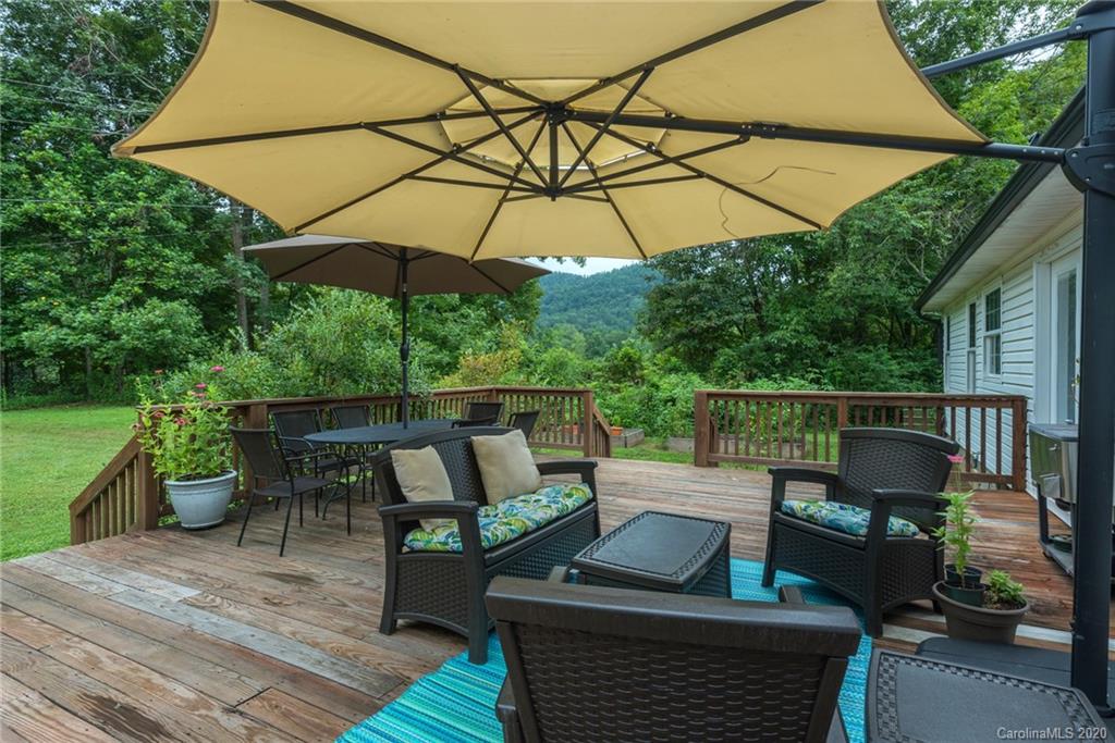 71 Crooked Creek Estate Old Fort NC 28762