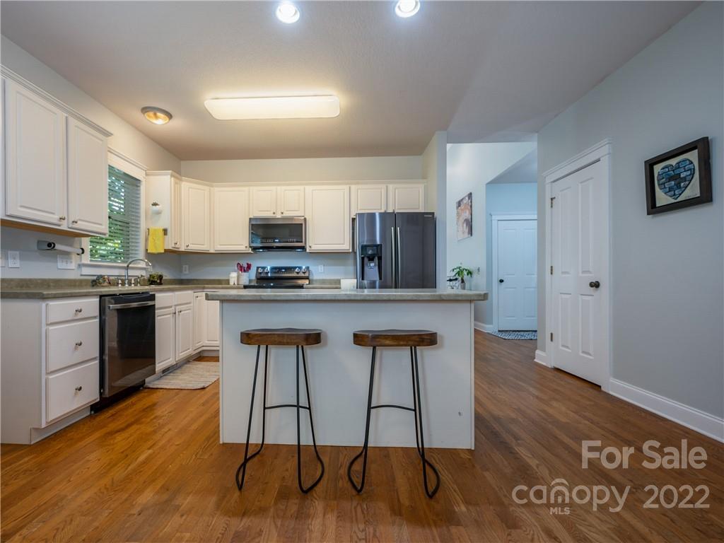 101 Carolina Bluebird Loop Arden NC 28704