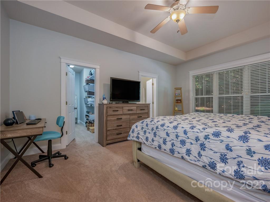 101 Carolina Bluebird Loop Arden NC 28704