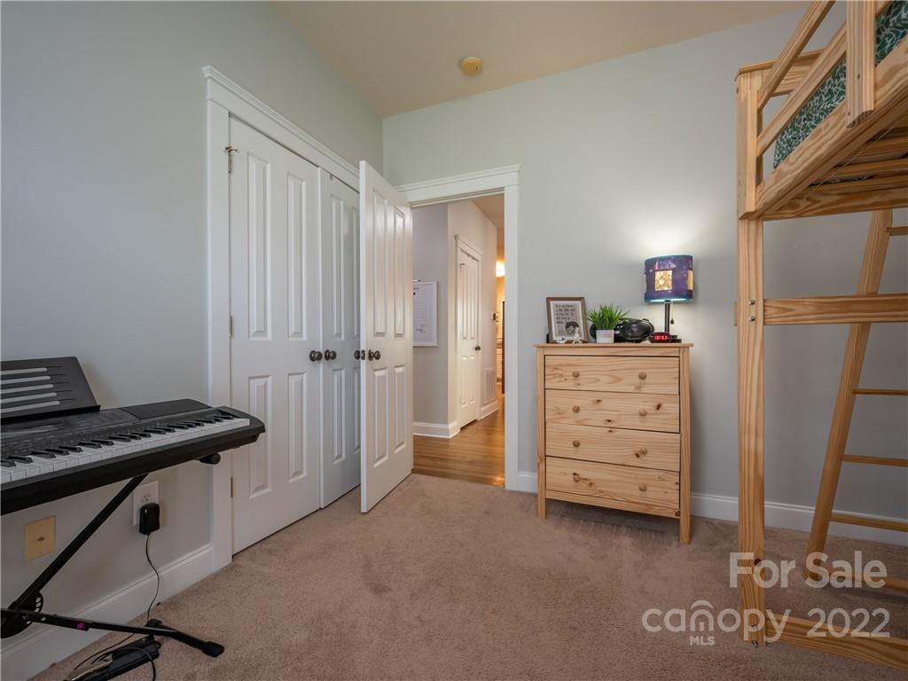 101 Carolina Bluebird Loop Arden NC 28704