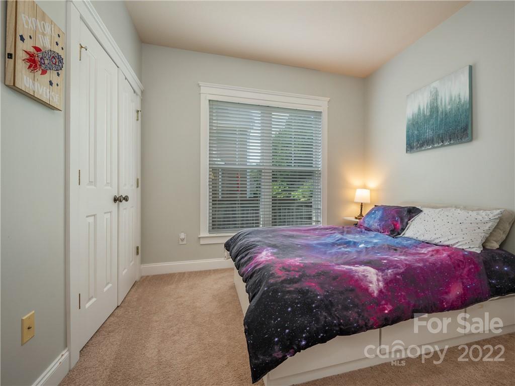 101 Carolina Bluebird Loop Arden NC 28704