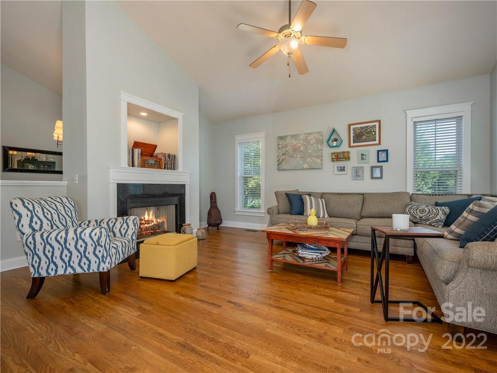 101 Carolina Bluebird Loop Arden NC 28704