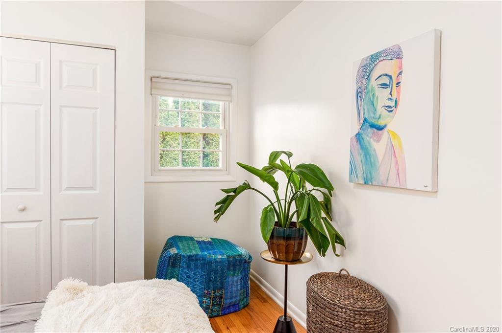 453 Beaverdam Road Asheville NC 28804
