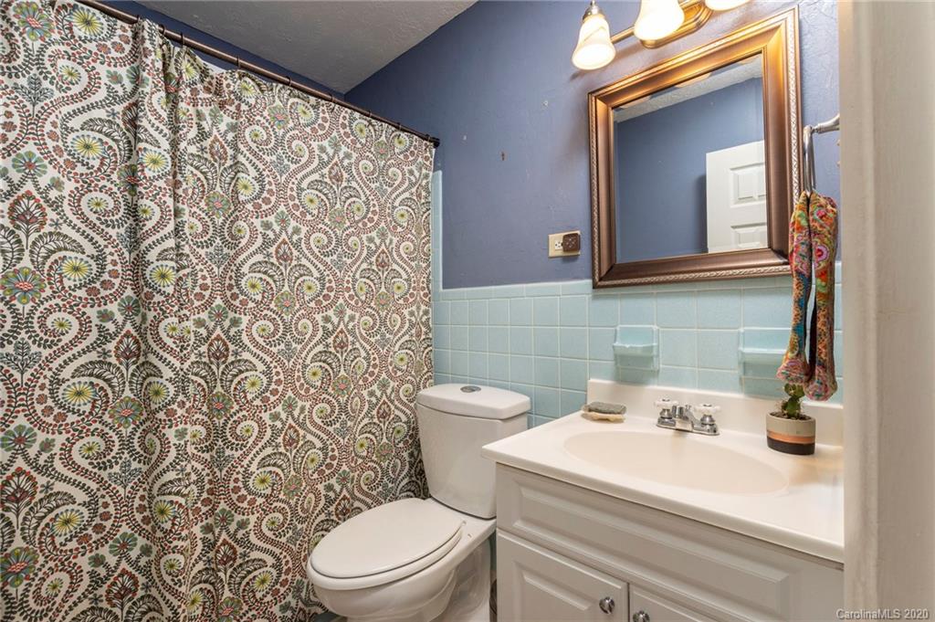 453 Beaverdam Road Asheville NC 28804