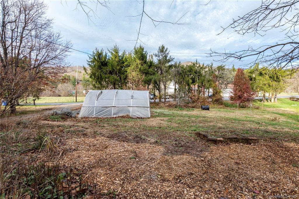 453 Beaverdam Road Asheville NC 28804
